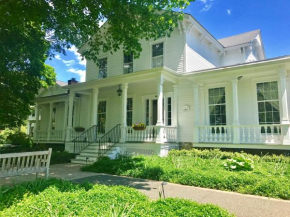 Гостиница The Old Lyme Inn  Олд Лайм